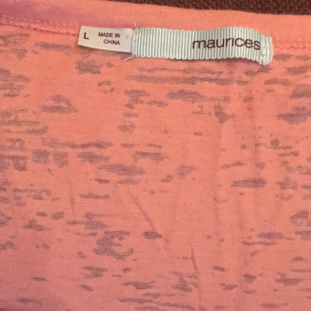 Maurice’s tees - Picture 6 of 7